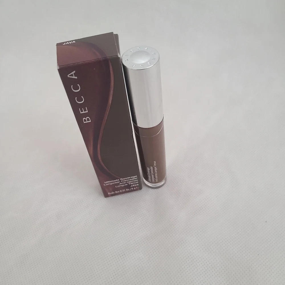 BECCA Ultimate Coverage Longwear Concealer in Java